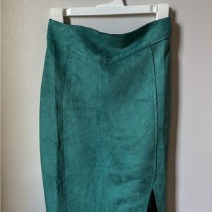 Bellivera Faux Suede Pencil Skirt – Emerald Green, NWT, Size L